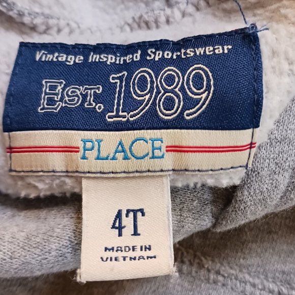 🛍️❤️Childrens Place Vintage Inspired Kids Varsity Hoodie Size 4T🛍️❤️ - Picture 8 of 10